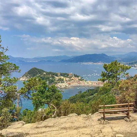 Gorgeous Home In Moneglia With Wifi