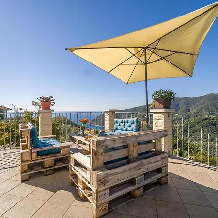 Tatil Evi Lovely In With Wifi Moneglia