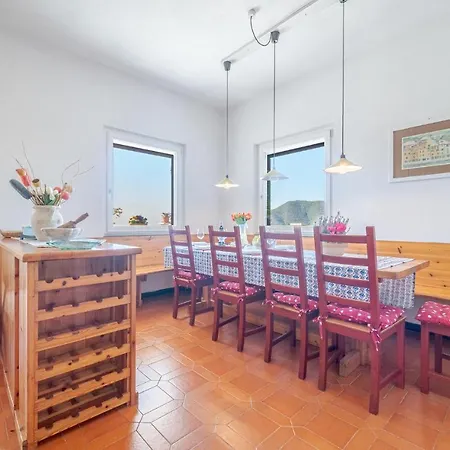 Pet Friendly In With Kitchen بيت للعطل مونيلّي