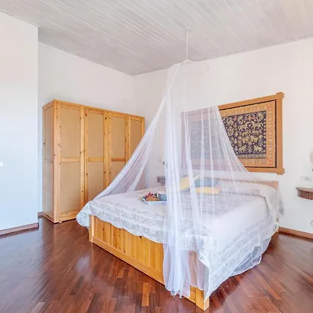 Pet Friendly In With Kitchen Casa vacanze